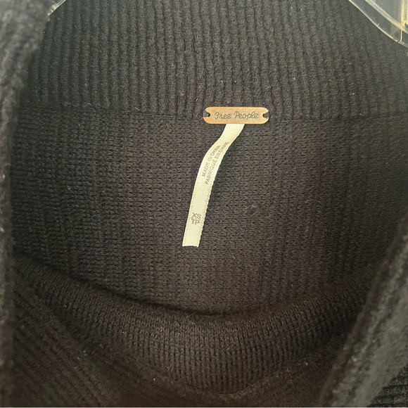 Free People Women’s Ottoman Slouchy Tunic Black XS retails now in stores $168 - Picture 5 of 6